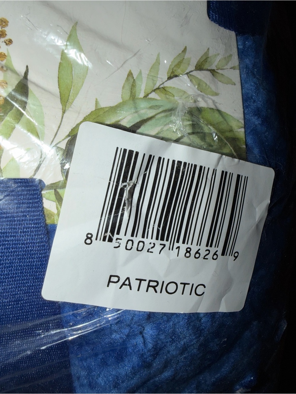Tommy Bahama Limited Edition Plush Honeycomb Throw-Patriotic Blue/Red/White NWT - Picture 3 of 5